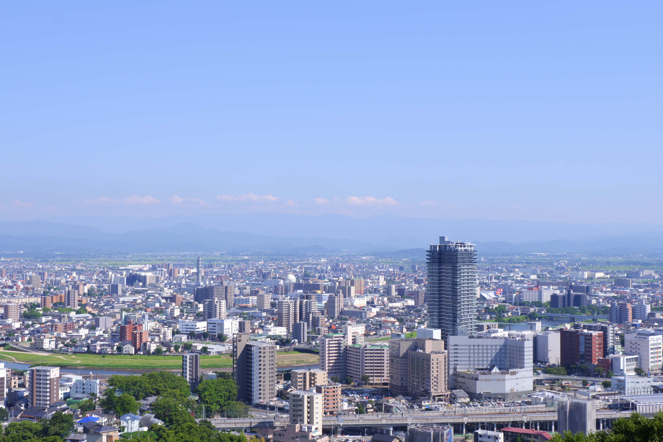 花岡山頂上から観た熊本駅周辺の風景